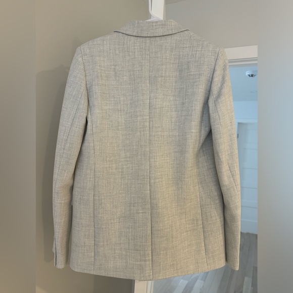 Aritzia Margaux Blazer - Picture 2 of 2